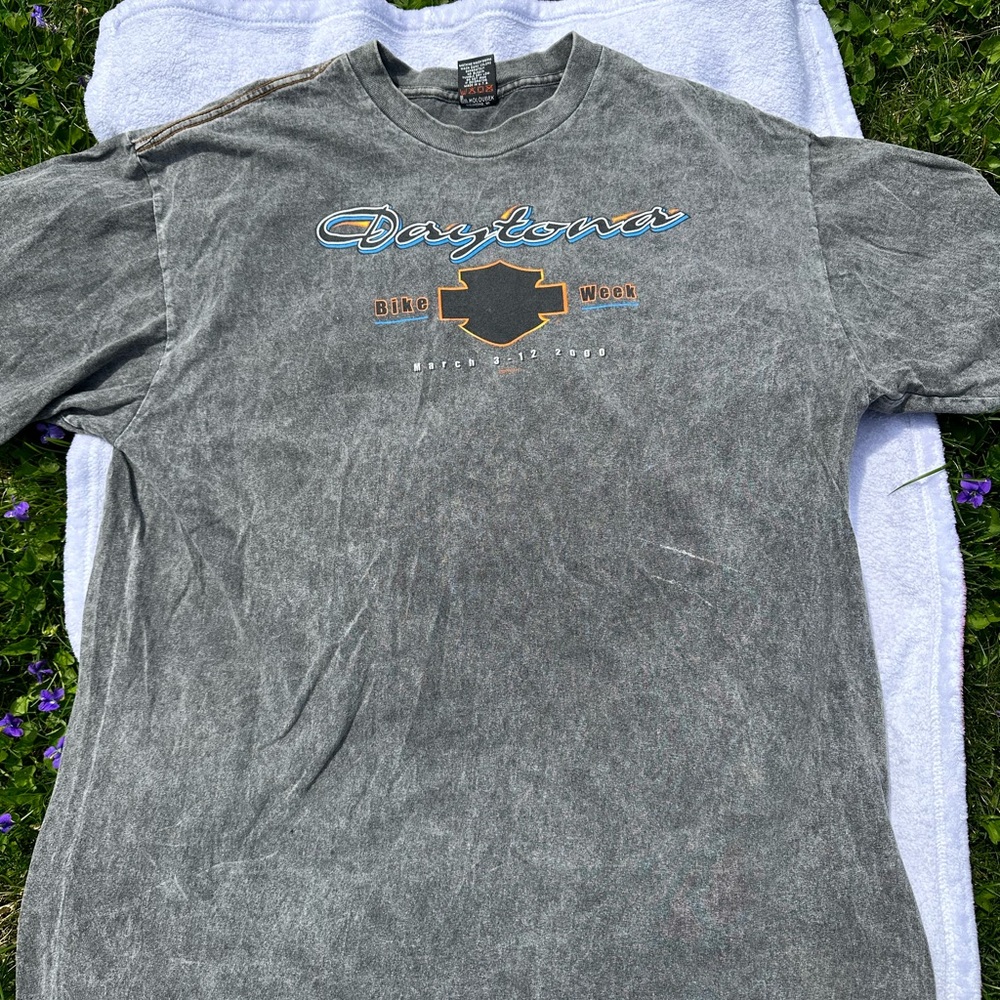 2000s Daytona Harley Davidson Gray Short Sleeve Tee with Vintage Aesthetic